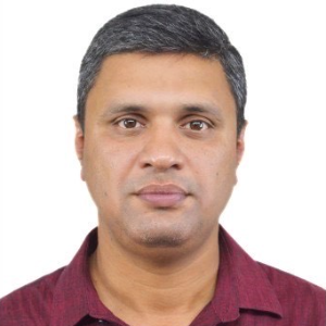 Dr Soumik Chaudhuri