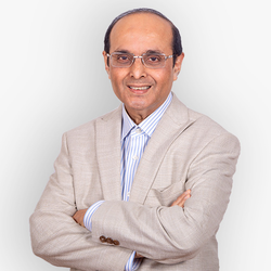 Dr. Avinash Phadke, <span>Founder - Dr. Avinash Phadke Labs <br>  President - SRL Diagnostics</span>