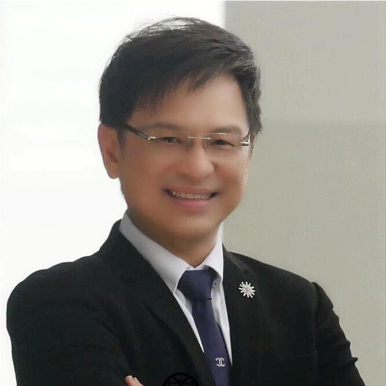 Dr Timothy Low