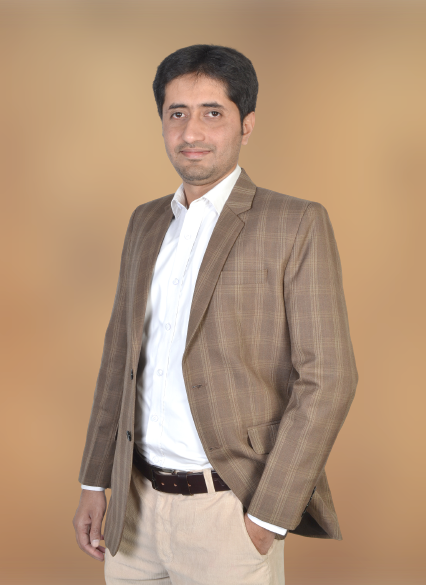 Fasih Abbas M, <span>Senior Director & Head of Customer Success</span>